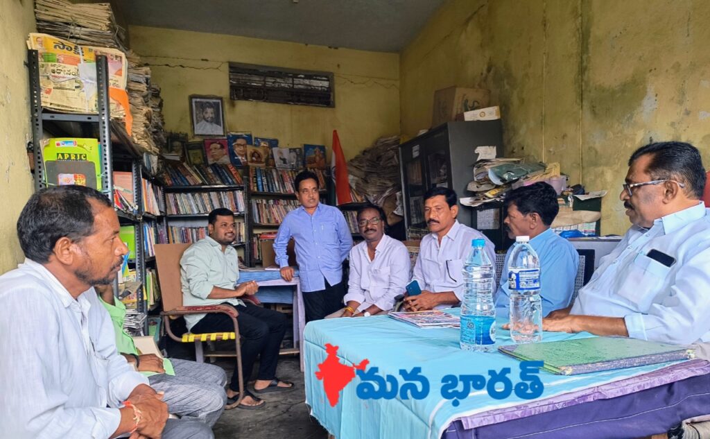 గ్రంథాలయ అభివృద్ధికి కృషి చేస్తాం – మల్లెపూల నర్సయ్య