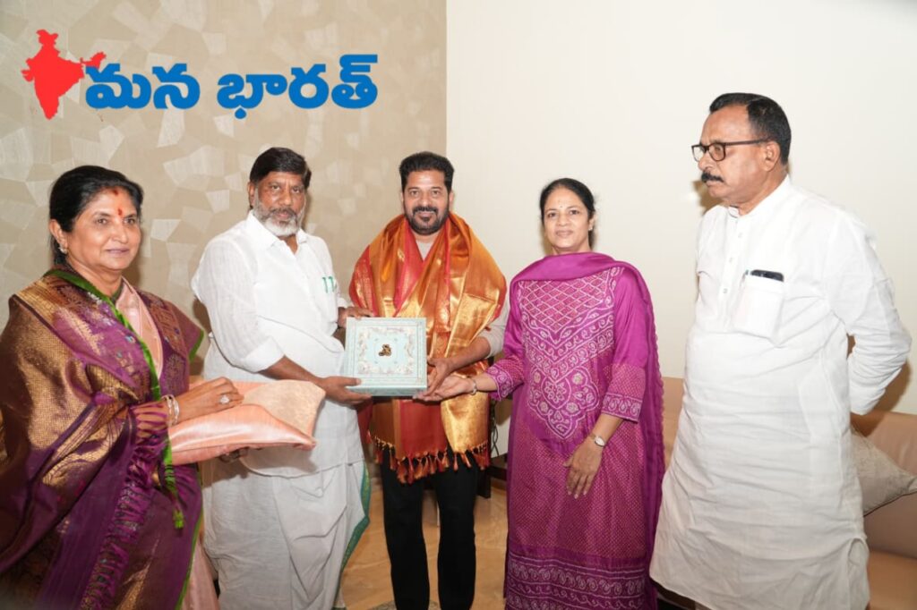 సీఎంను ఆహ్వానించిన ఉప ముఖ్యమంత్రి భట్టి..