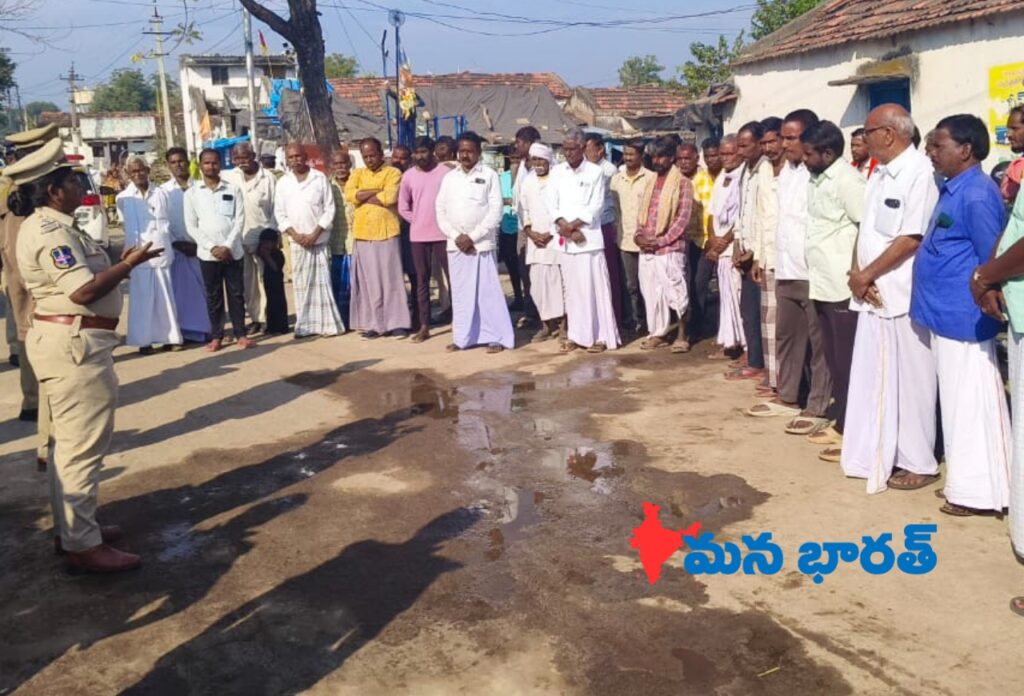 ఎన్నికల నిబంధనలు పాటించాలి: ఎస్ఐ రాధిక