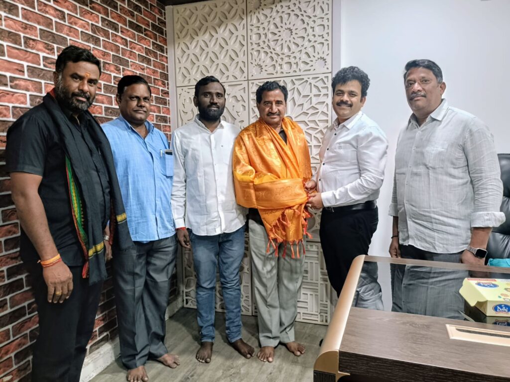 కజ్జర్ల నూతన సర్పంచ్‌కు ఘన సన్మానం..