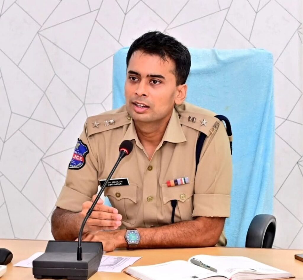 వీడీసీల ఏర్పాటు రాజ్యాంగ విరుద్ధం..