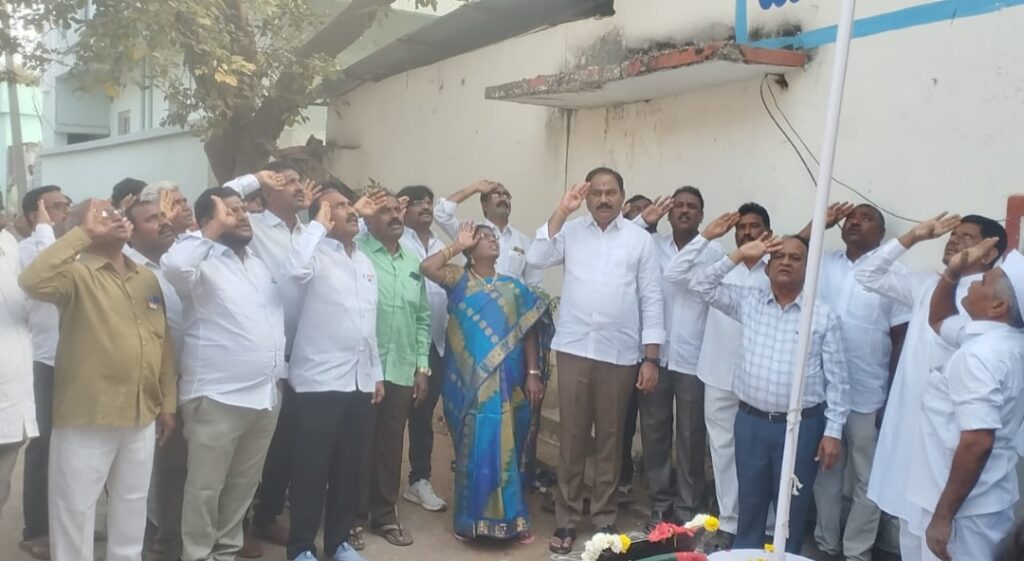 గణతంత్ర దినోత్సవ వేడుకల్లో పాల్గొన్న మాజీ జడ్పీటీసీ 