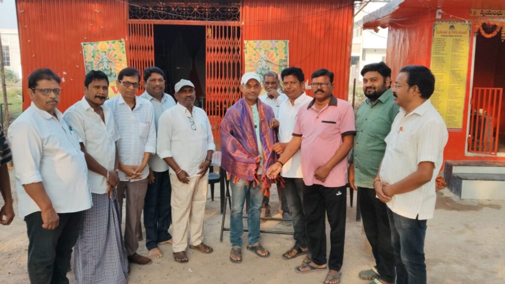 12వ వార్డు సమస్యలపై చైర్పర్సన్‌కు వినతి