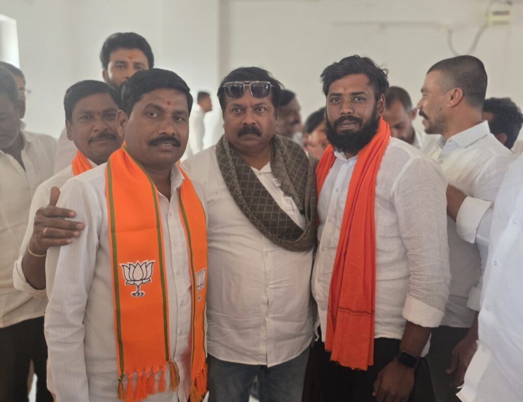 మున్సిపల్‌ ఎన్నికలకు సన్నద్ధం కావాలి: అబాయ్ పాటిల్