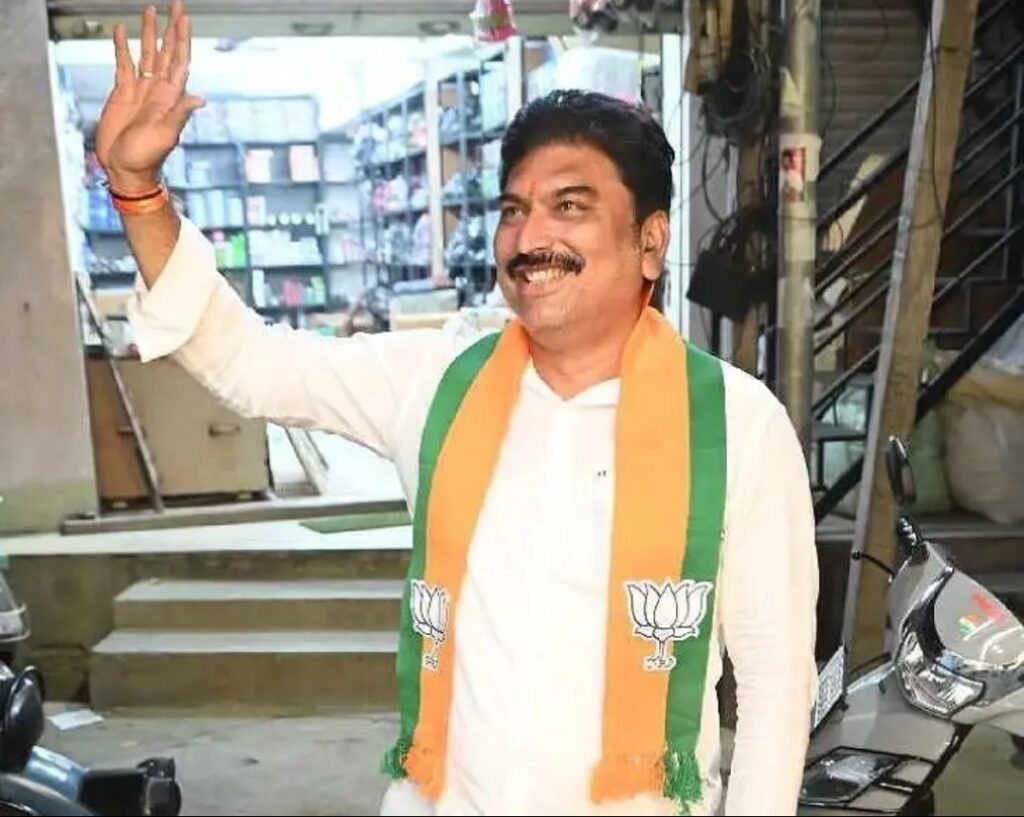 46వ వార్డులో బీజేపీ భారీ విజయం.. లాలా మున్నా జైస్వాల్‌కు 723 ఓట్ల మెజారిటీ