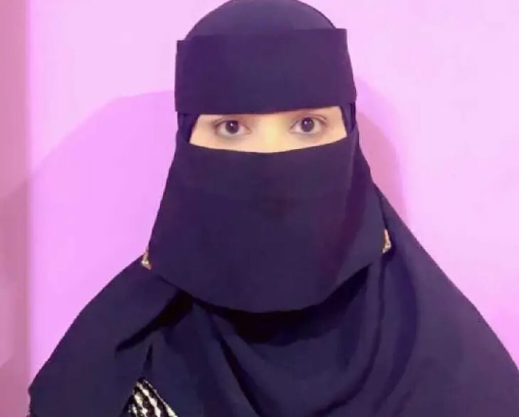 ఆదిలాబాద్ 32వ వార్డు కౌన్సిలర్గా కాంగ్రెస్ అభ్యర్థి రోహిణ ఫాతిమా విజయం