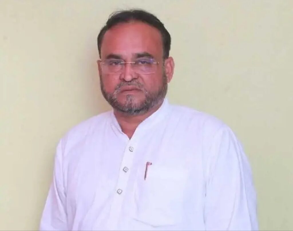 ఆదిలాబాద్ 33వ వార్డులో కాంగ్రెస్ విజయం – మహబూబ్ స్వల్ప మెజార్టీతో గెలుపు