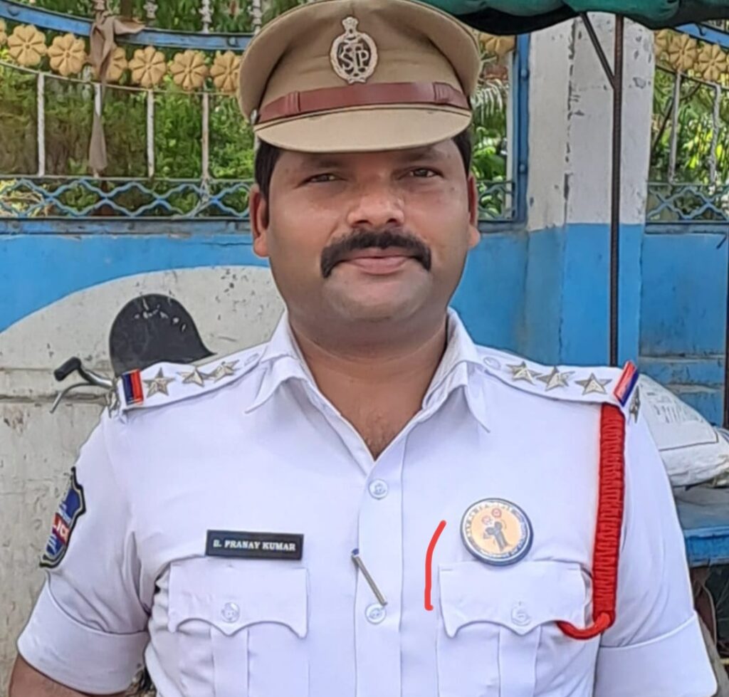 పట్టణంలో ట్రాఫిక్ ఆంక్షలు.. భారీ వాహనాలకు నో ఎంట్రీ