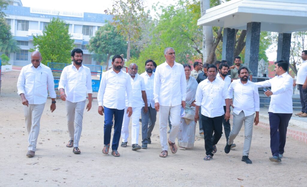 జిల్లా జైలులో బాల్క సుమన్ పరామర్శ… అనంతరం మీడియాతో మాట్లాడిన హరీష్ రావు