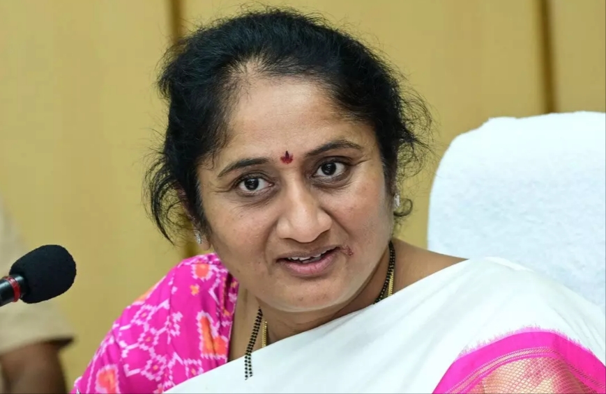 స్థానిక ఎన్నికల్లో బీసీలకు 34% రిజర్వేషన్లు లక్ష్యం: మంత్రి సవిత