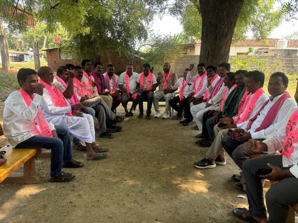 ఆరు గ్యారంటీలు వెంటనే అమలు చేయాలి..