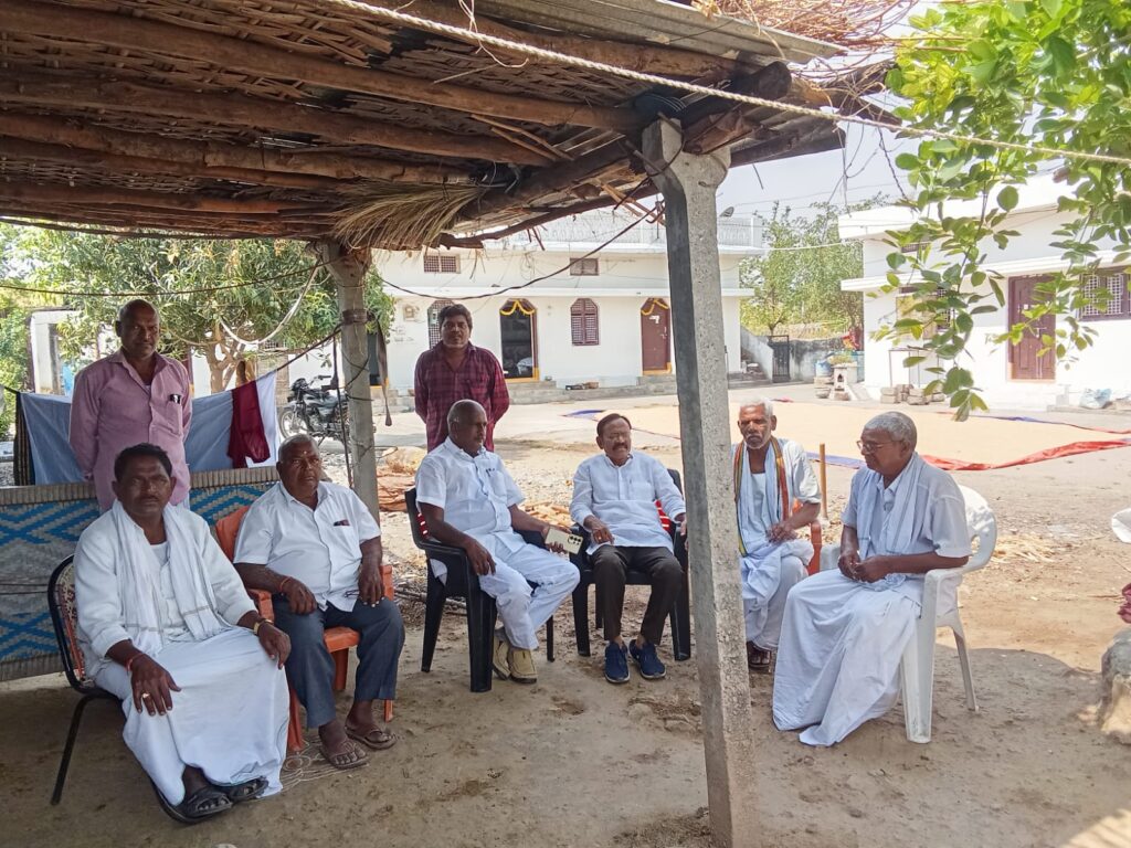 పంట నష్టం బాధిత కుటుంబానికి పరామార్శ..