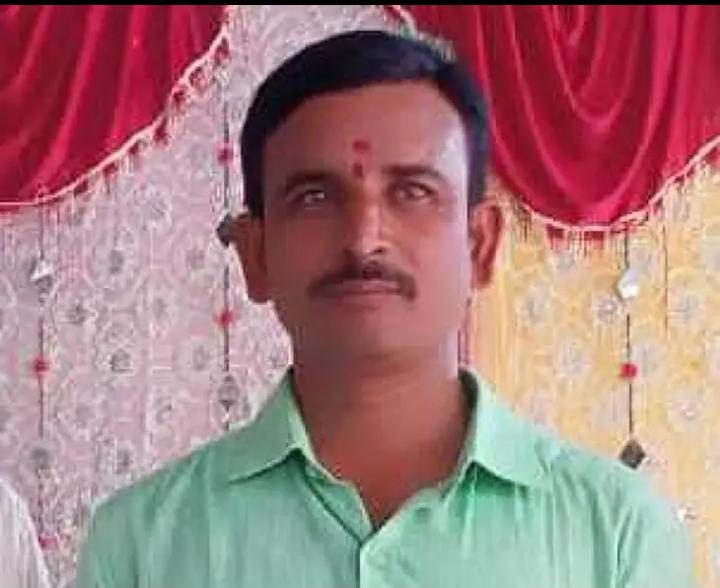 మే లో కూతురి పెళ్లి.. తండ్రి ఆత్మహత్య