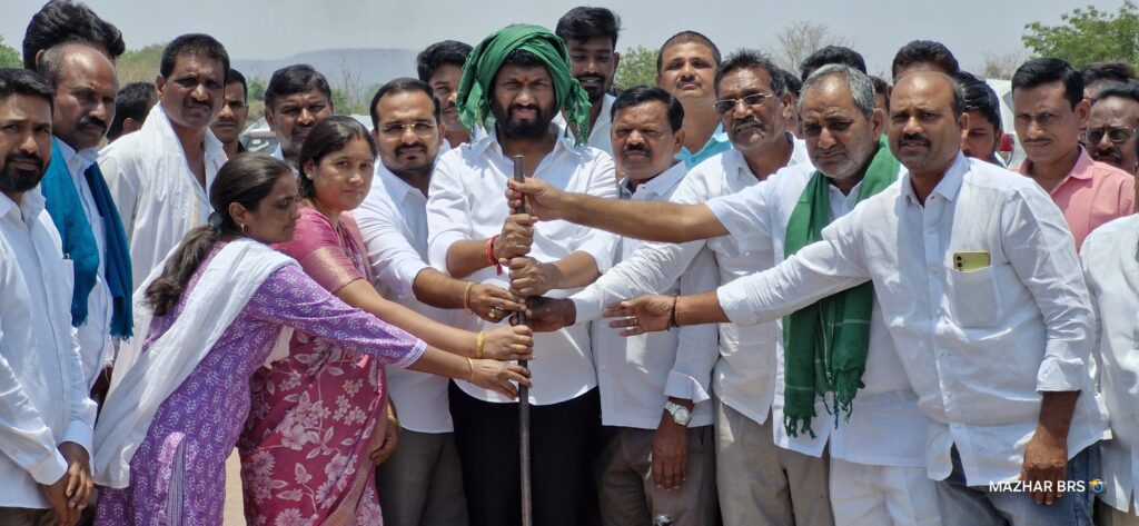 ప్రహరీ గోడ నిర్మాణానికి భూమిపూజ