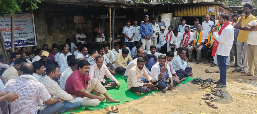 ఆర్టీసీ కార్మికుల డిమాండ్లు వెంటనే పరిష్కరించాలి..