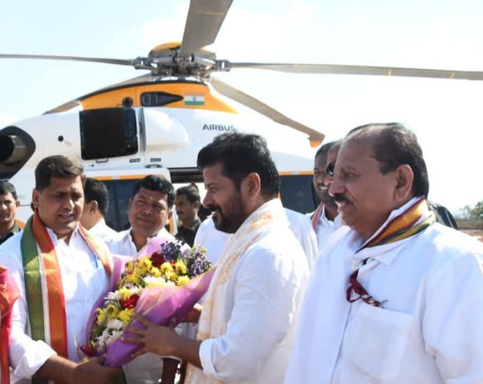 సీఎం రేవంత్ రెడ్డికి ఘన స్వాగతం..