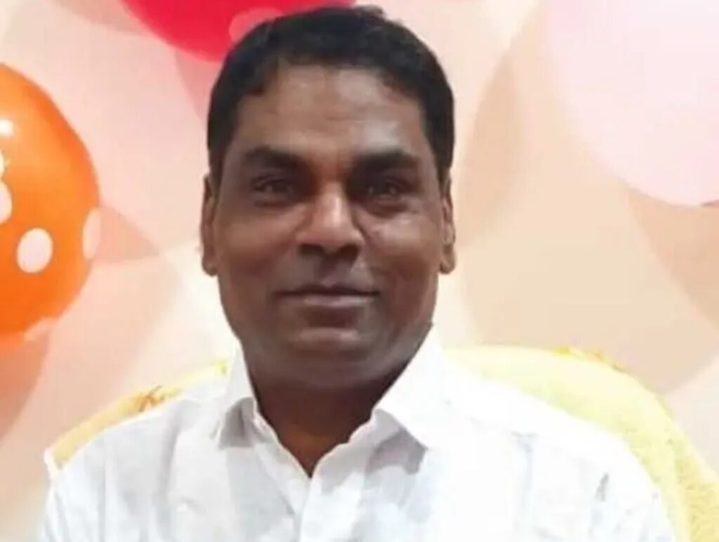 ఆపరేషన్ చేస్తుండగా వైద్యుడికి గుండెపోటు..