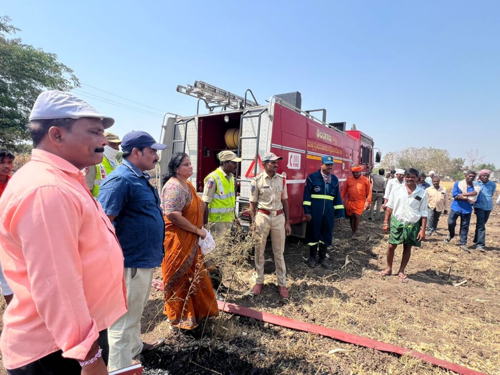 అగ్ని ప్రమాదంలో 16 ఎకరాల పంట దగ్ధం..