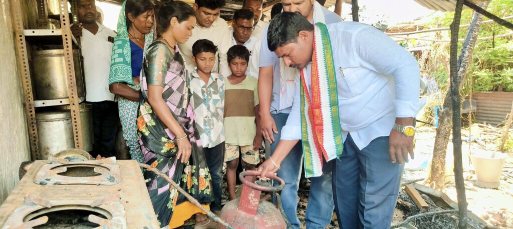 బాధిత కుటుంబానికి అండగా ఉంటాం..