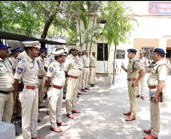 బక్రీద్ నేపథ్యంలో కట్టుదిట్టమైన నిఘా..