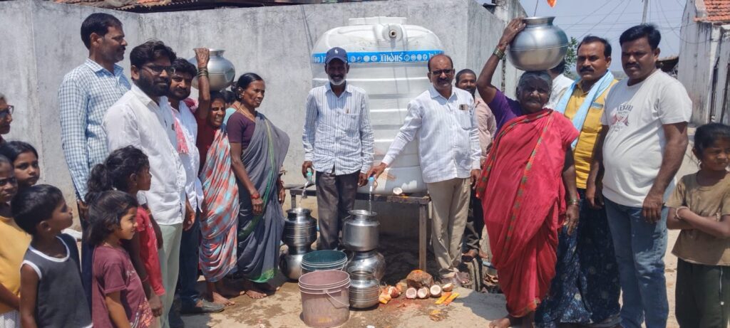 సర్పంచ్ సంతోష్ చొరవ.. తాగునీటి సమస్య పరిష్కారం.!