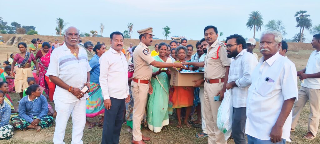 ఉపాధి హామీ మహిళలకు భద్రతపై అవగాహన..