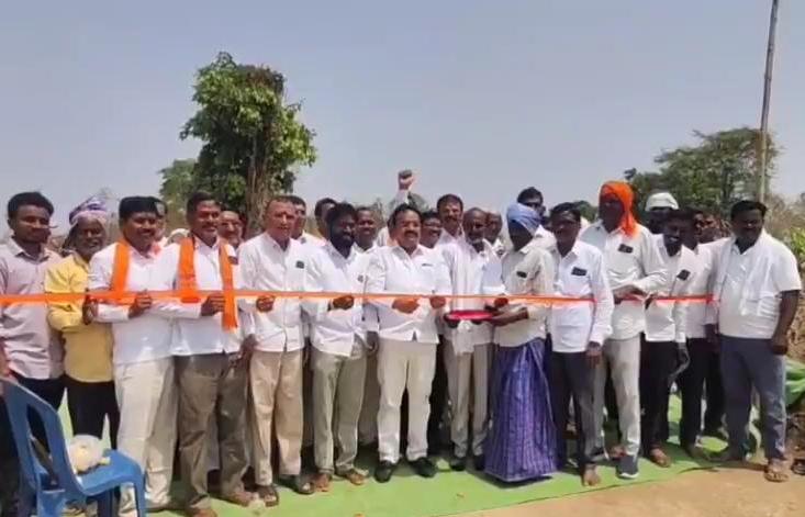 కేంద్ర ప్రభుత్వ నిధులతో గ్రామాల్లో అభివృద్ధి పనులు: ఎంపీ