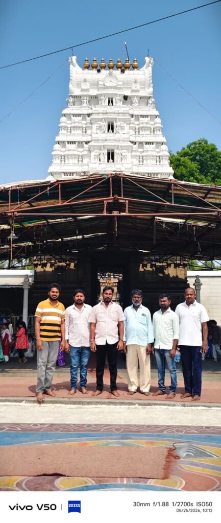ముక్కోటి దేవుళ్ల అనుగ్రహం ప్రజలపై ఉండాలి: కాంగ్రెస్ పార్టీ మండల ప్రధాన కార్యదర్శి నడిగోటి రాము