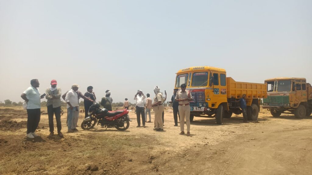 “శభాష్ ఎస్పీ సర్” అని కామెంట్స్..