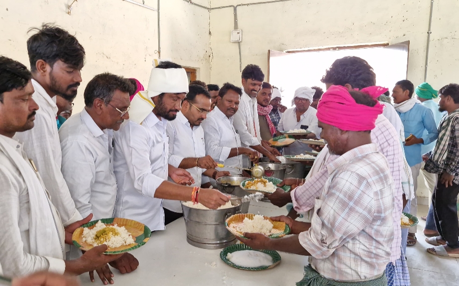 రైతులకు న్యాయం జరగకపోతే రోడ్డెక్కుతాం: ఎమ్మెల్యే