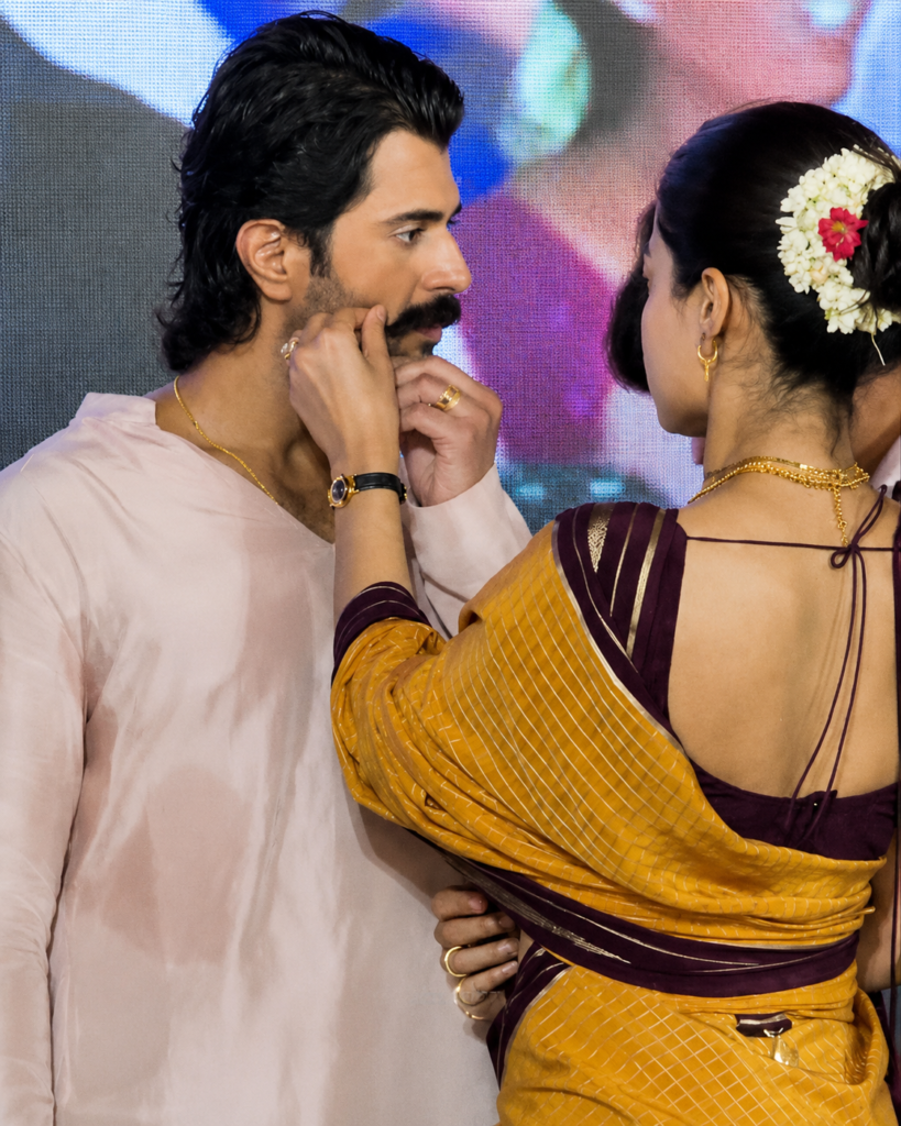 విజయ్-రష్మిక క్యూట్ మూమెంట్స్ వైరల్..