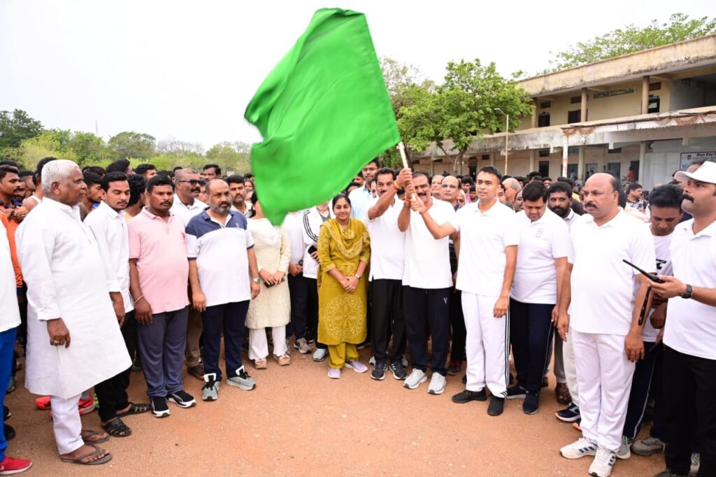 డ్రగ్స్ రహిత నిర్మాణానికి యువత భాగస్వామ్యం కావాలి