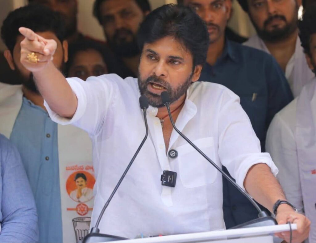తెలంగాణలో జనసేన పోటీ చేస్తుంది: పవన్ కల్యాణ్