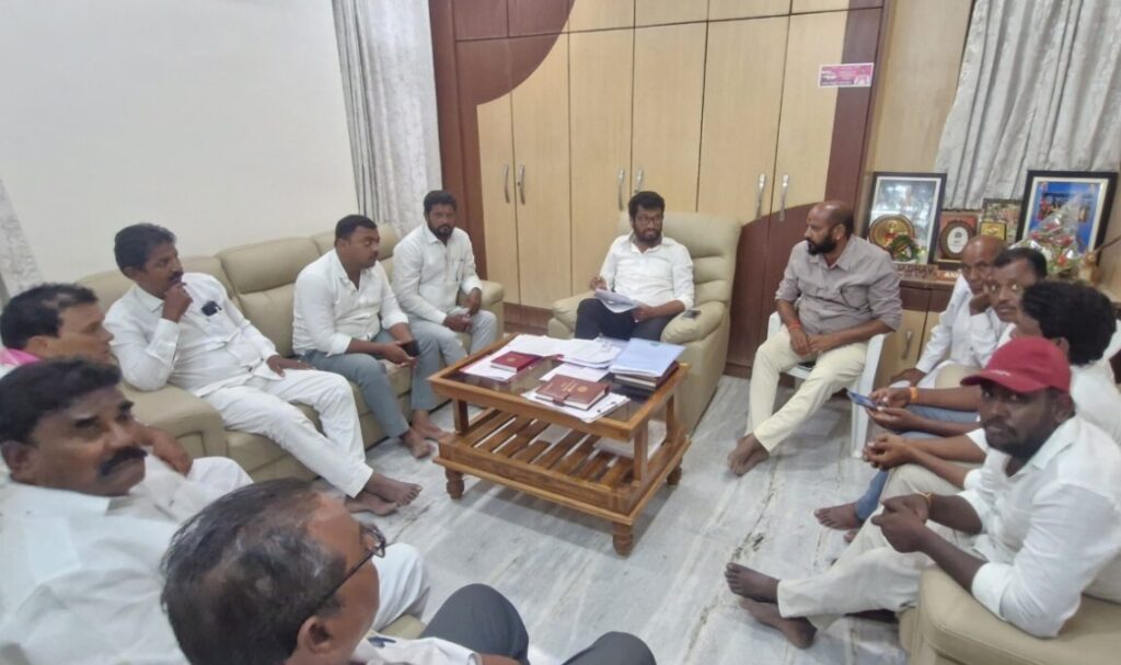 బీఆర్ఎస్ సభ్యత్వ నమోదును విజయవంతం చేయాలి: ఎమ్మెల్యే