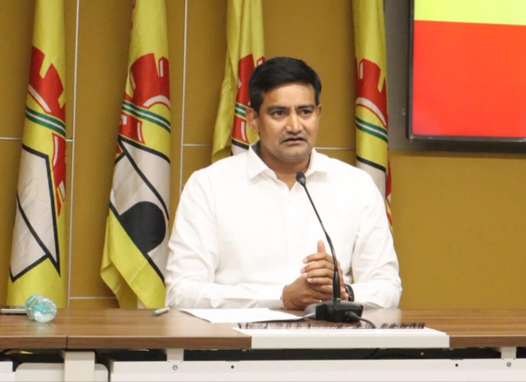 బాధిత కుటుంబాల పట్ల జగన్‌కు చిత్తశుద్ధి లేదు: మంత్రి