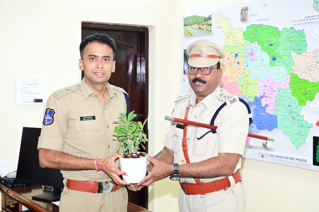 డీఎస్పీగా వెంకట నరసయ్య బాధ్యతలు