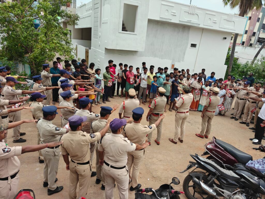 గంజాయితో ముగ్గురు యువకులు అరెస్ట్