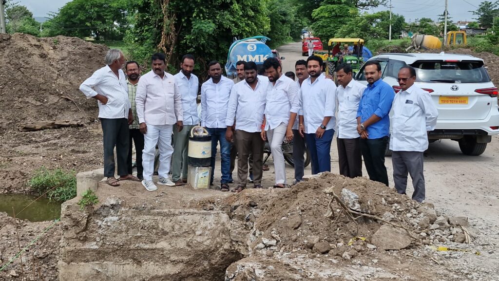 నాణ్యతలో రాజీ పడొద్దు: ఎమ్మెల్యే అనిల్ జాదవ్