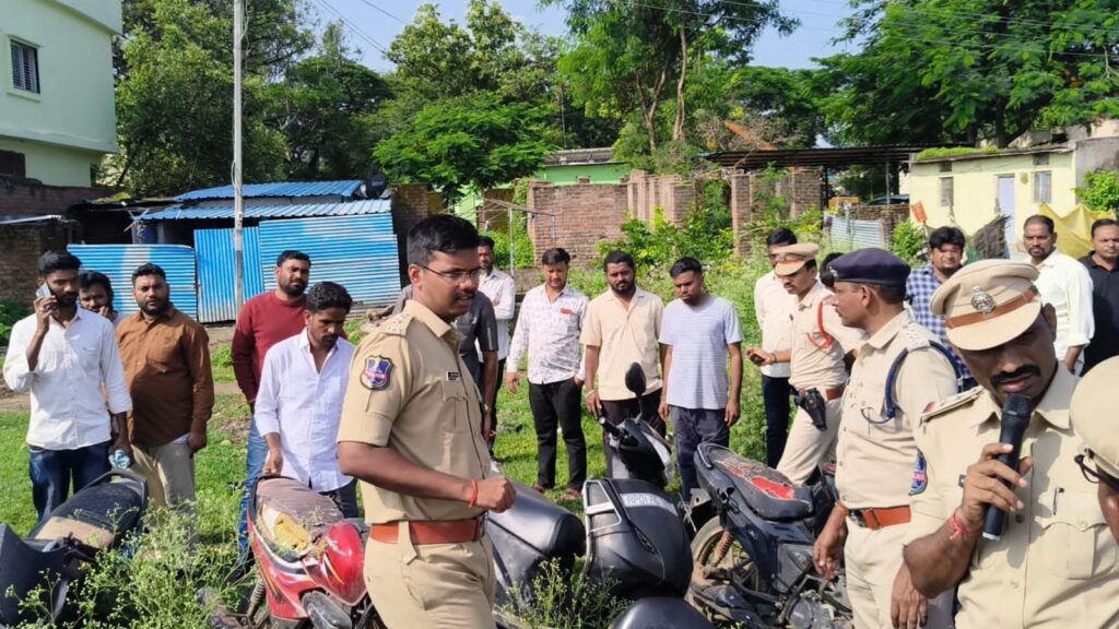 పోలీసుల విస్తృత తనిఖీలు..