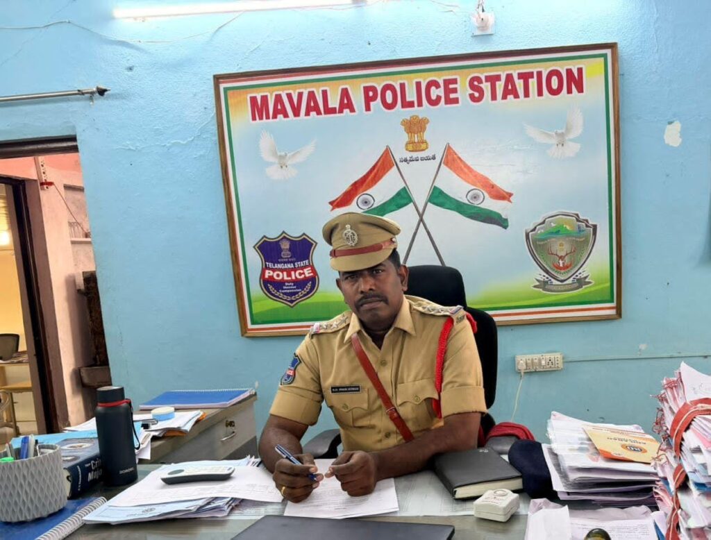 బలవంతపు వసూళ్లు.. ట్రాన్స్‌జెండర్ అరెస్ట్