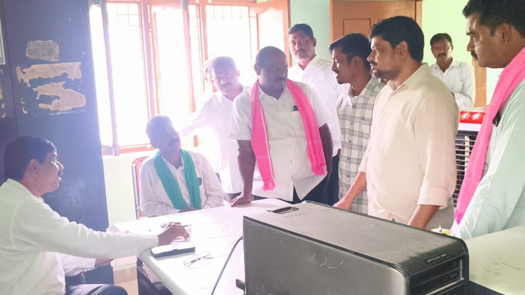 రోస్టర్ విధానం పాటించాలని వినతి..