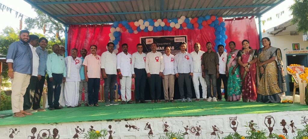పాఠశాలకు ఐదు కంప్యూటర్ల విరాళం..