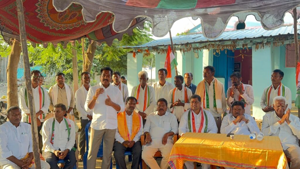 కాంగ్రెస్ పార్టీలోకి భారీగా చేరికలు..