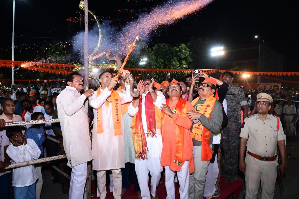 ఘనంగా విజయదశమి వేడుకలు..