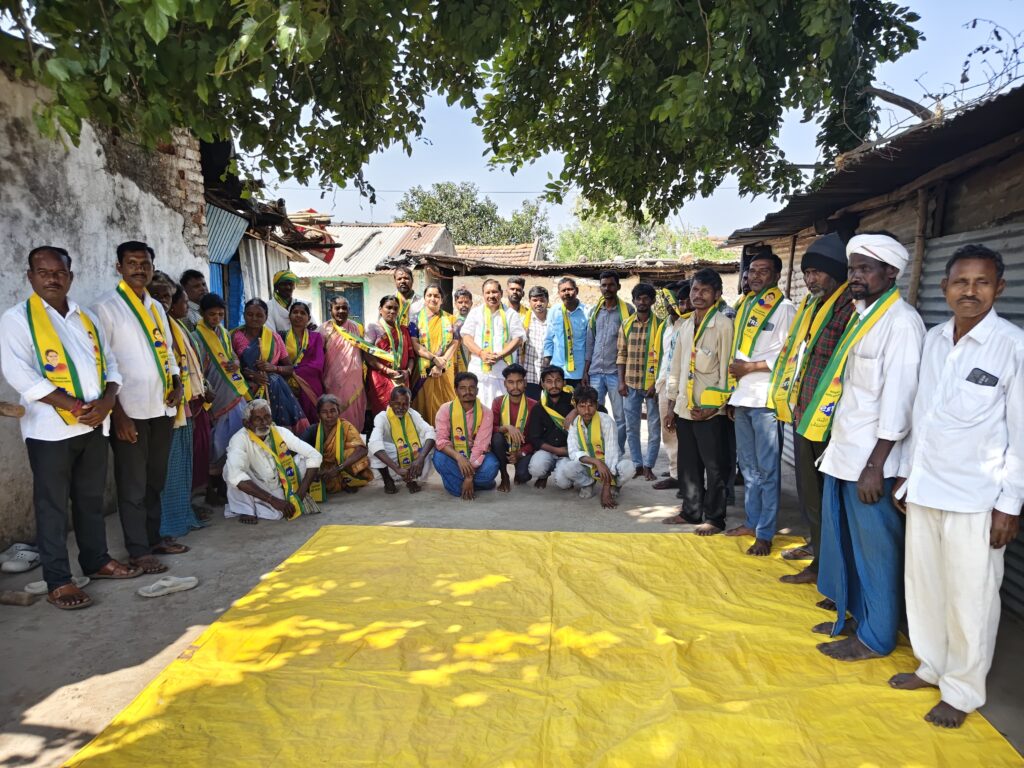 చించోలిలో మాజీ ఎమ్మెల్యేకు ఘన స్వాగతం