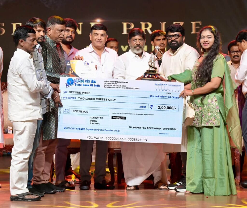 సమాజ మార్పునకు యువ దర్శకులు లఘు చిత్రాలు రూపొందించాలి