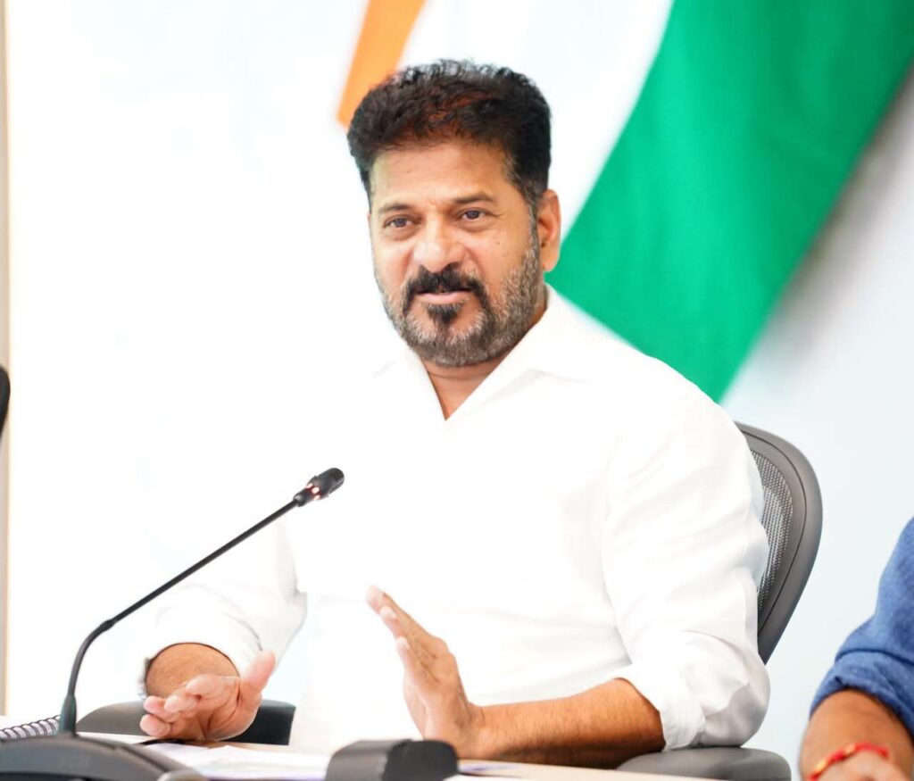 తుమ్మిడిహెట్టి బ్యారేజీ నిర్మాణానికి వేగం పెంచాలి: సీఎం