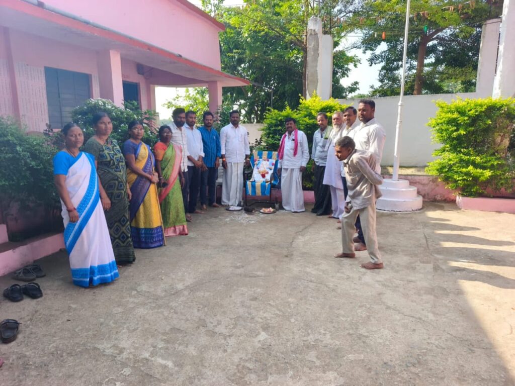గాంధీ జయంతి వేడుకలు.. ప్రత్యేక గ్రామసభ