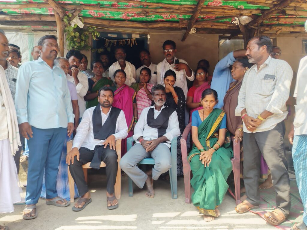 బాధిత కుటుంబానికి న్యాయం చేయాలి..